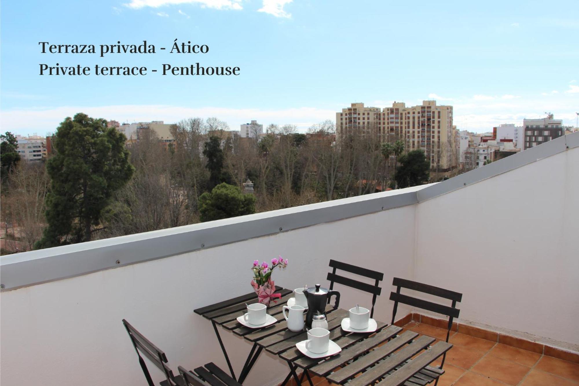 Apartamentos La Pergola Castellon Castellón de la Plana Esterno foto
